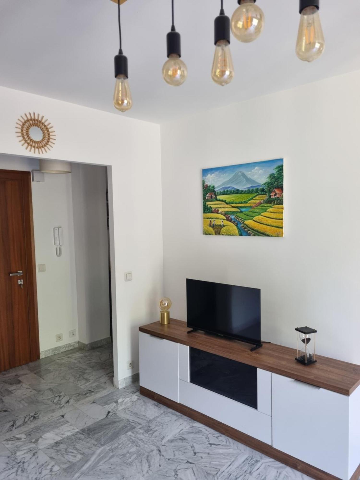 Apartament Beau 2 Pieces,Terrasse, Parking Menton Centre Pokój zdjęcie